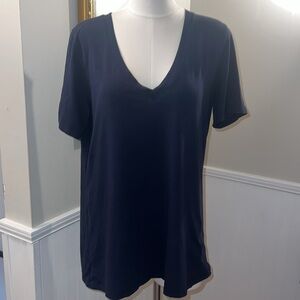 Lululemon Blue Short Sleeve Tee. Size 12. Like new.